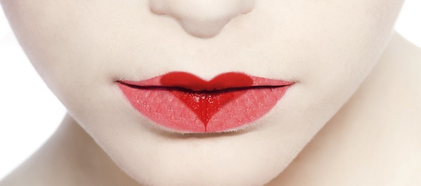 6 ways to make your mouth extra kissable